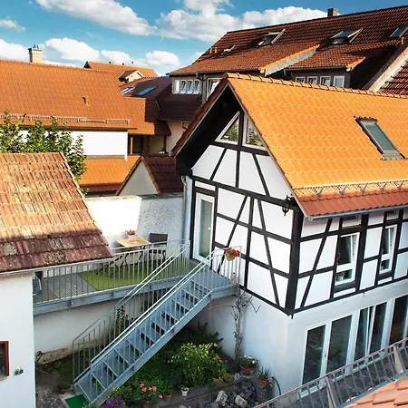 Apartman Ferienwohnung Mit Balkon Und Wlan *